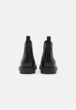 Pier One Leather - Korte Laarzen - Black -Pier One 38fceb26209f4f8e8e56a5d89f6e46d5