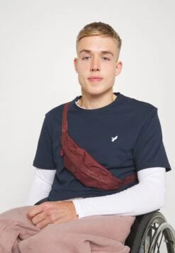 Pier One T-Shirt Basic - Dark Blue -Pier One 48b2f9bddc484b27ad89910aff503822