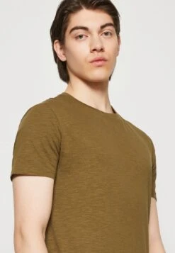 Pier One 5 Pack - T-Shirt Basic - Black/Light Blue/Khaki/Mint/Beige -Pier One 54e4eb47d150489faf0f2a6348817fd5