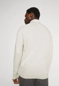 Pier One Trui - Off-White -Pier One 5628e7b8403541b59ee0d78fd2f8120f