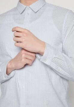 Pier One Overhemd - White/Light Blue -Pier One 7db8d1883bbd4a878f5fffbc50a8b01e