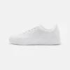 Pier One Unisex - Sneakers Laag - White 2 Pier One Unisex - Sneakers Laag - White -Pier One 81d9cd7af9724ddcaa86a8ba036b7fce