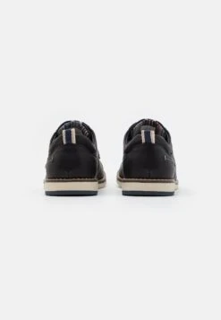 Pier One Sportieve Veterschoenen - Black 10 Pier One Sportieve Veterschoenen - Black -Pier One f13b42aba36a4d189d4cc97d5a91ccb2
